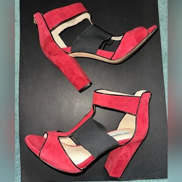 Karl Lagerfeld Paris T Strap Rosalie Red Suede Heels Size 8.5 - Picture 2 of 11